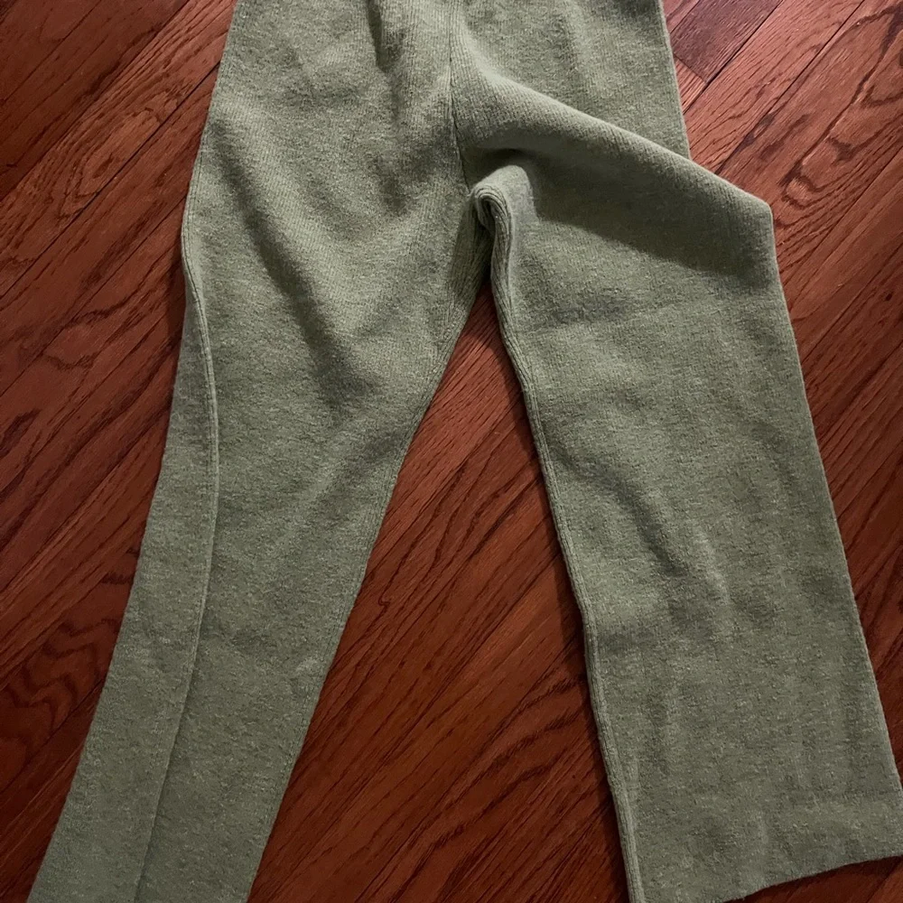 Beautiful pants - Picture 4 of 5